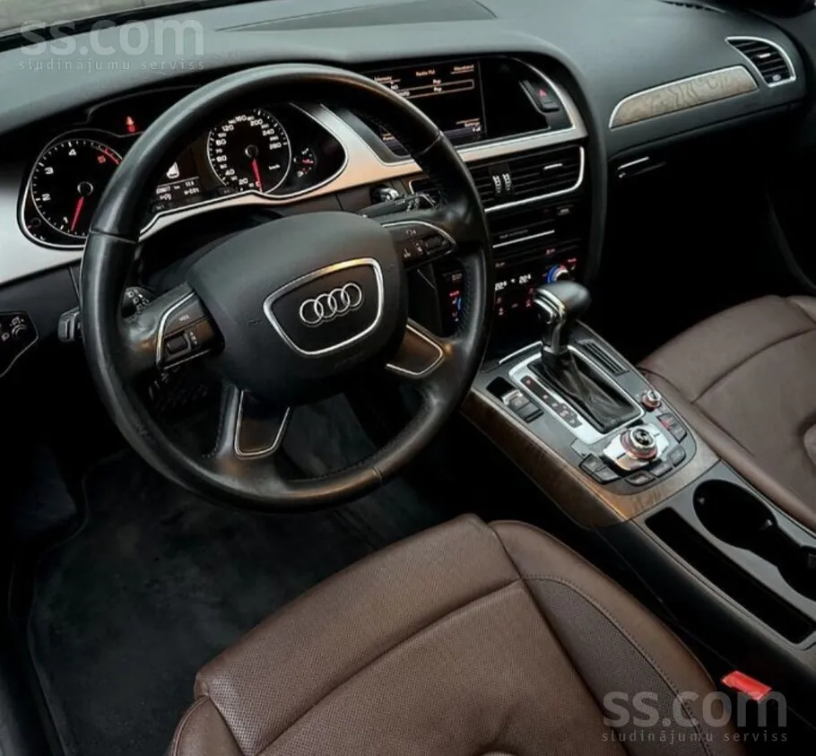 Audi A4 2012 photo 3