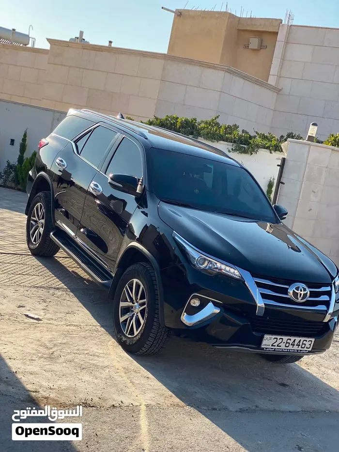 Toyota Fortuner 2016 photo 4