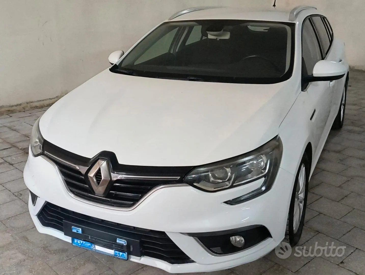 Renault Megane 2017 photo 2