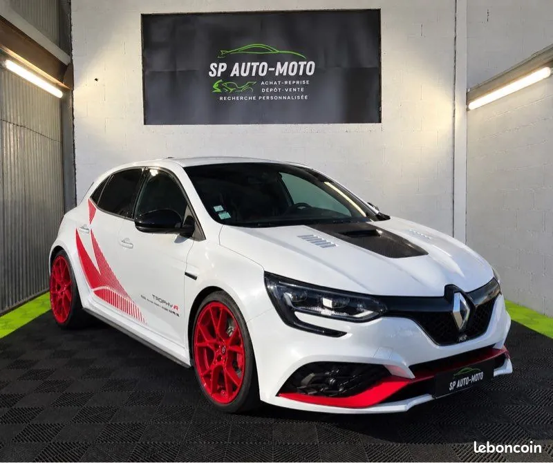 Renault Megane 2020 photo 2