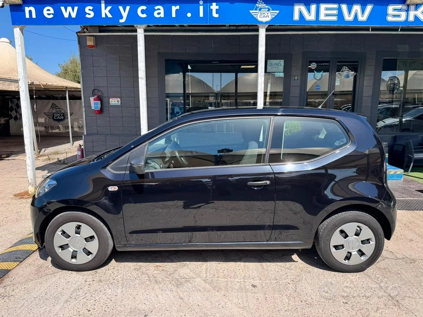 Volkswagen Up 2014 photo 5