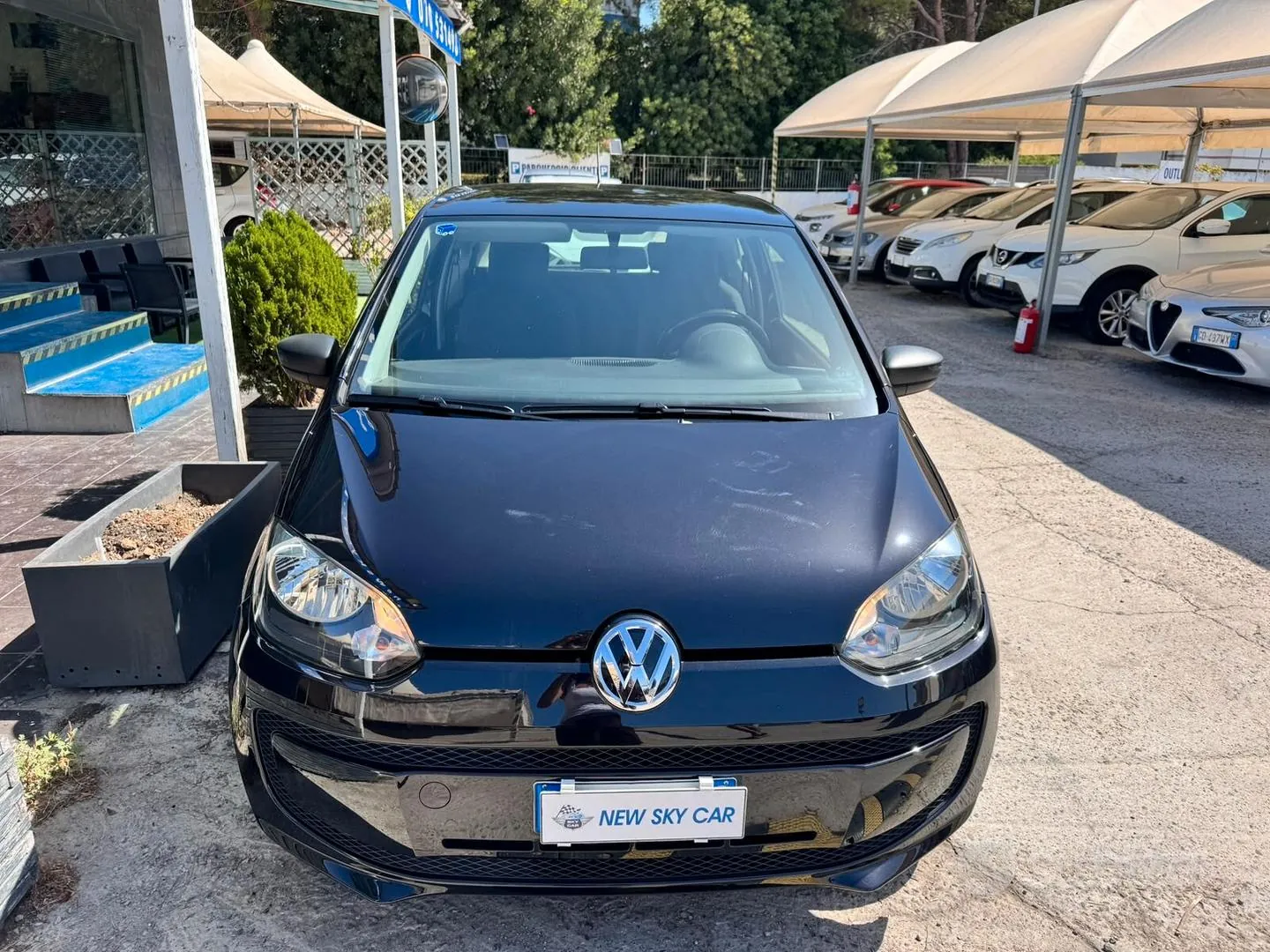 Volkswagen Up 2014 photo 3