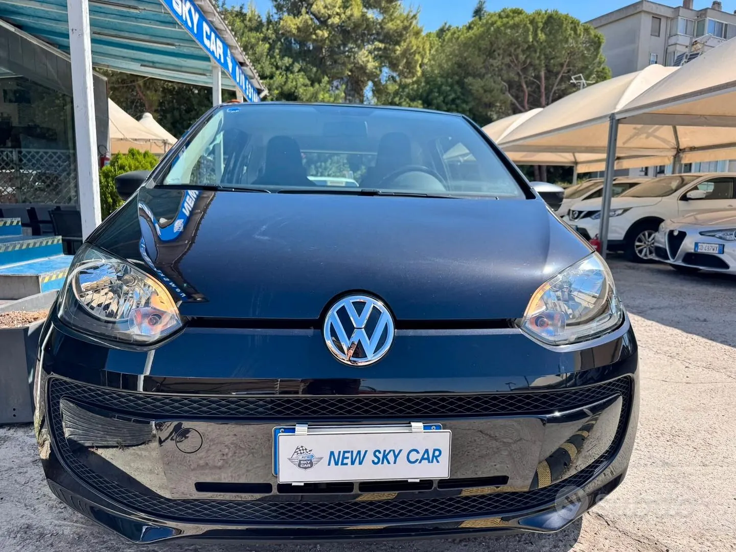Volkswagen Up 2014 photo 2
