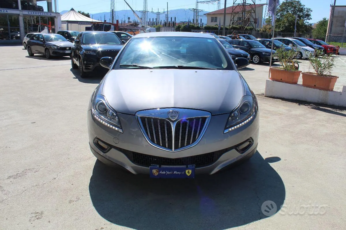 Lancia Delta 2009 photo 2
