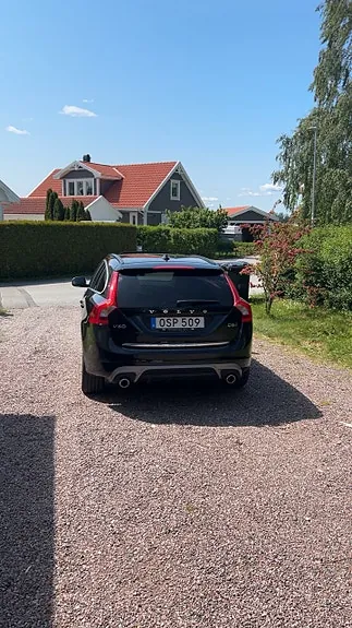 Volvo V60 2016 photo 2