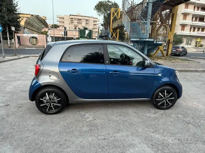 Smart Forfour 2019 photo 4