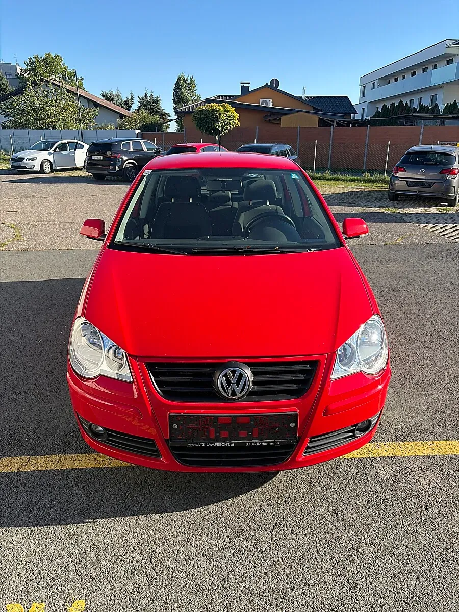 Volkswagen Polo 2008 photo 2