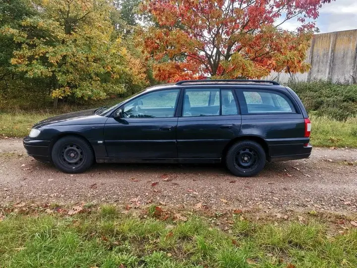 Opel Omega