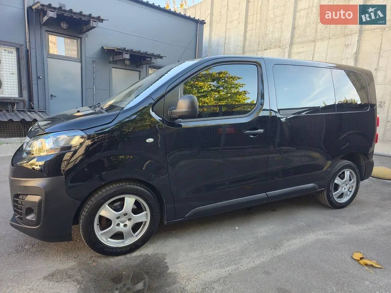 Citroen Jumpy 2017 photo 2