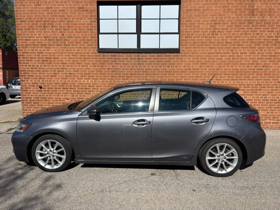 Lexus Ct 200H 2013 photo 3