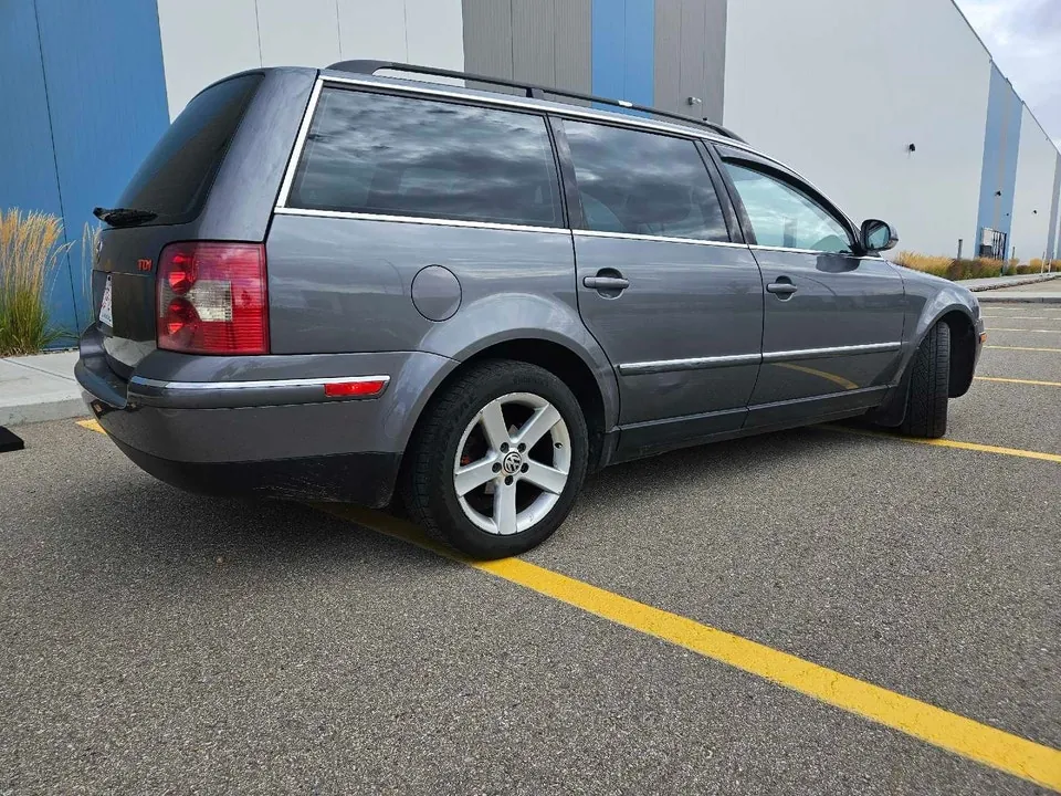 Volkswagen Passat 2005 photo 3