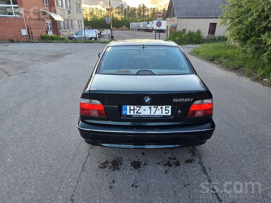 BMW 528 2000 photo 4