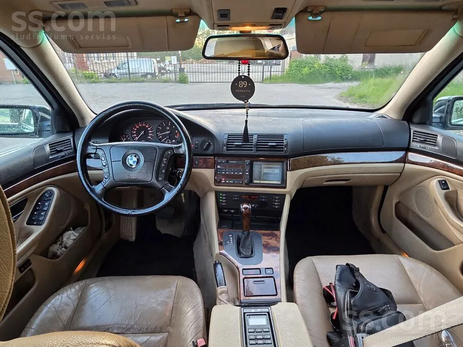 BMW 528 2000 photo 2