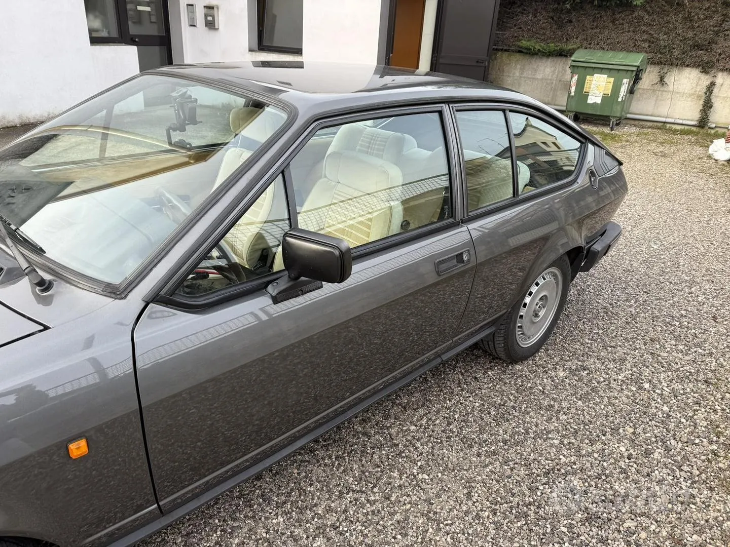 Alfa Romeo Gtv6 1982 photo 3