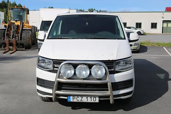 Volkswagen Transporter 2017 photo 2