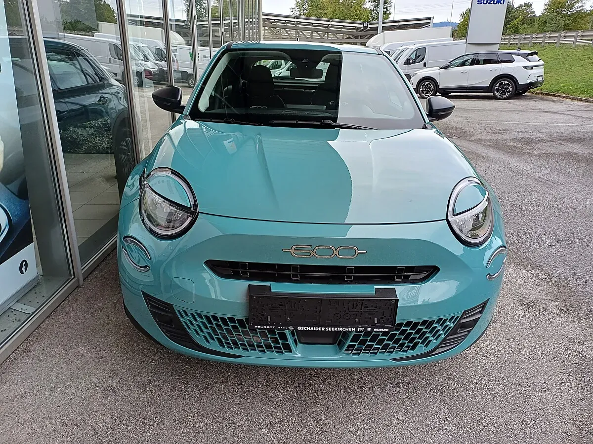 Fiat 600 2025 photo 2