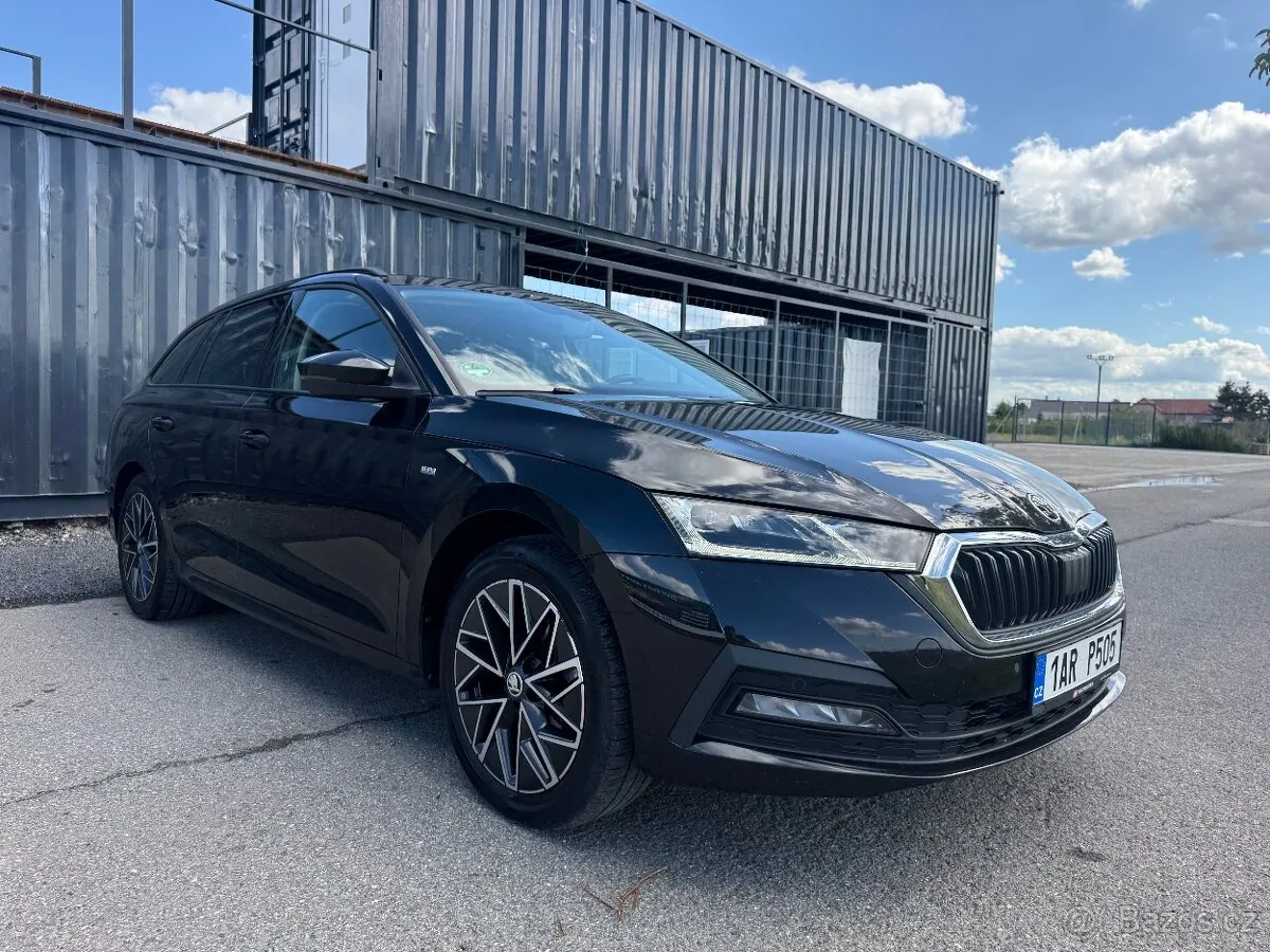 Skoda Octavia 2023 photo 4