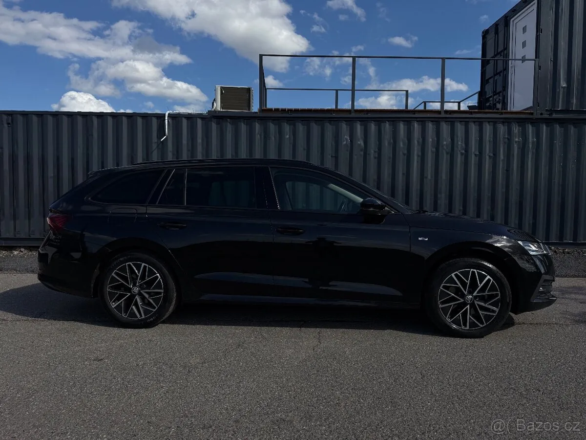 Skoda Octavia 2023 photo 5