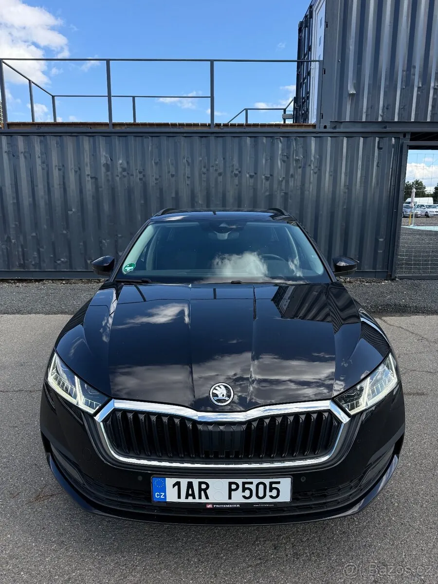 Skoda Octavia 2023 photo 3