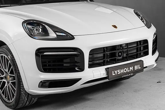 Porsche Cayenne 2023 photo 2
