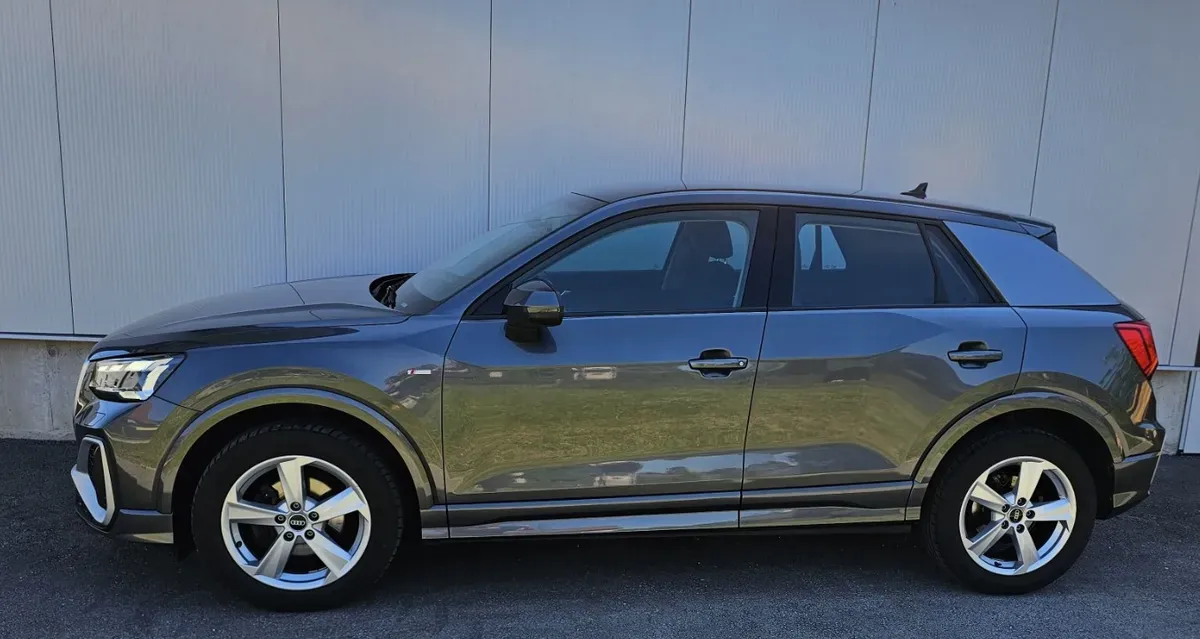 Audi Q2 2021 photo 3