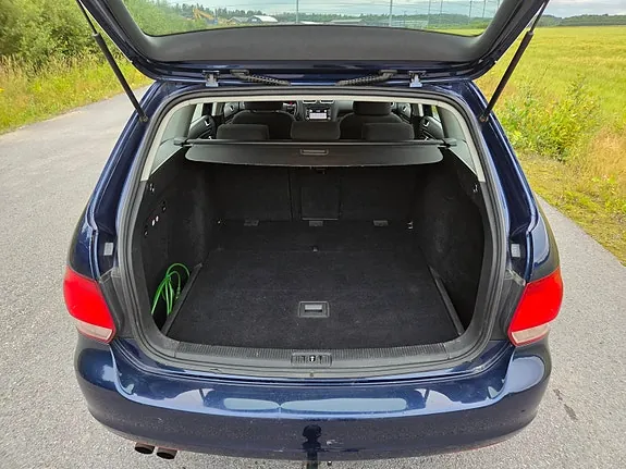 Volkswagen Golf Vi 2011 photo 3