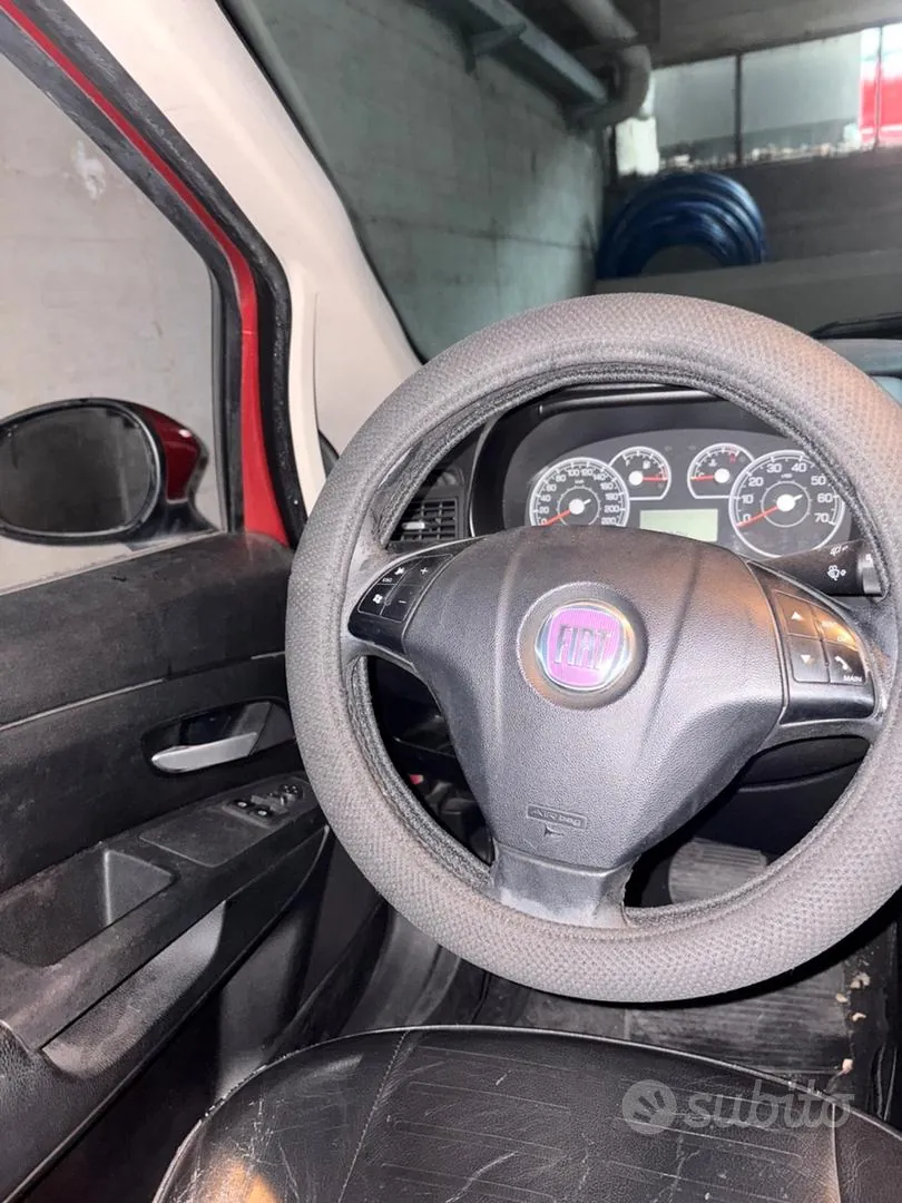 Fiat Grande Punto 2007 photo 5