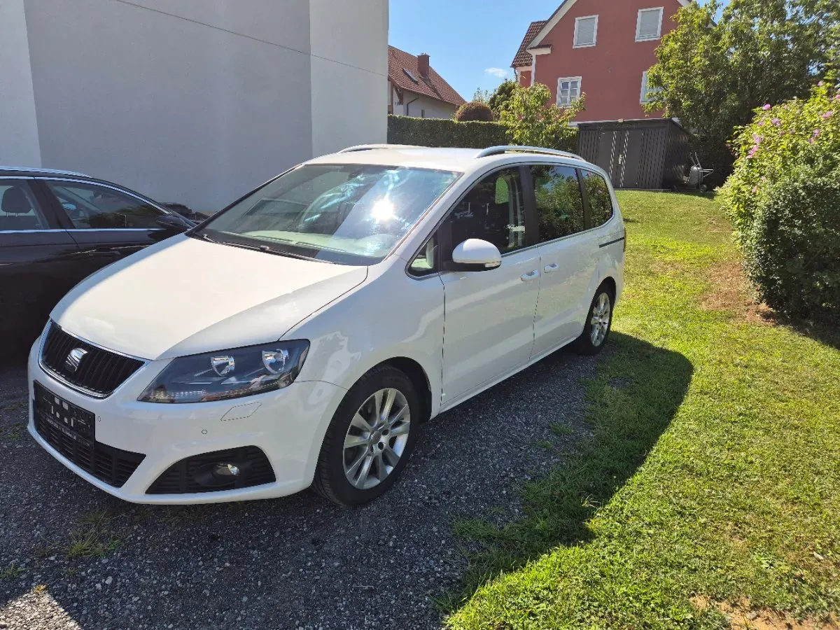 Seat Alhambra 2012 photo 3