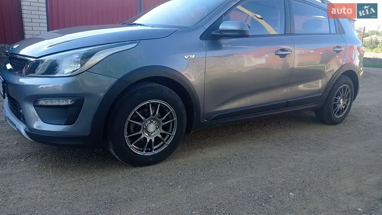 Kia Rio X-Line 2018 photo 4