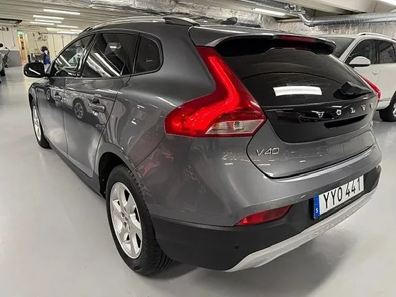 Volvo V40 Cross Country 2018 photo 4