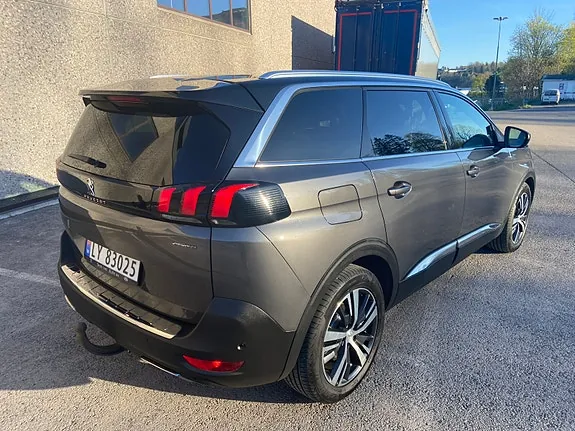 Peugeot 5008 2018 photo 3