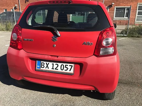 Suzuki Alto 2010 photo 4