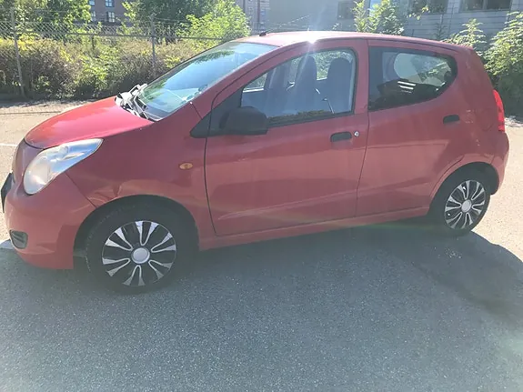 Suzuki Alto 2010 photo 2