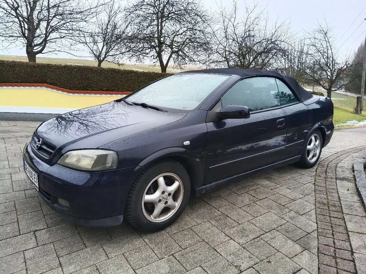 Opel Astra 2003 photo 2