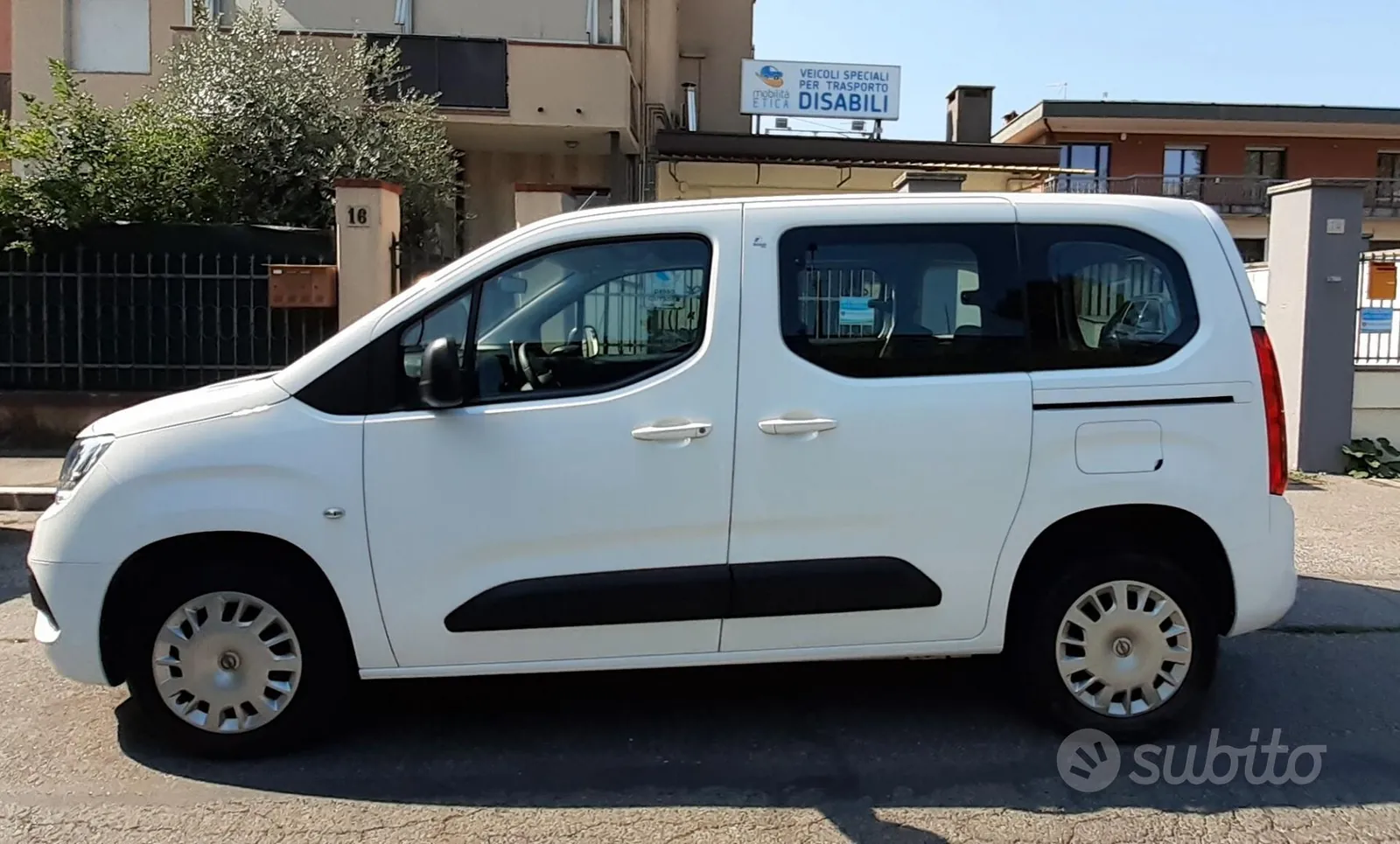 Opel Combo Life 2022 photo 4