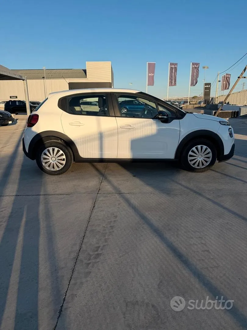 Citroen C3 2022 photo 2