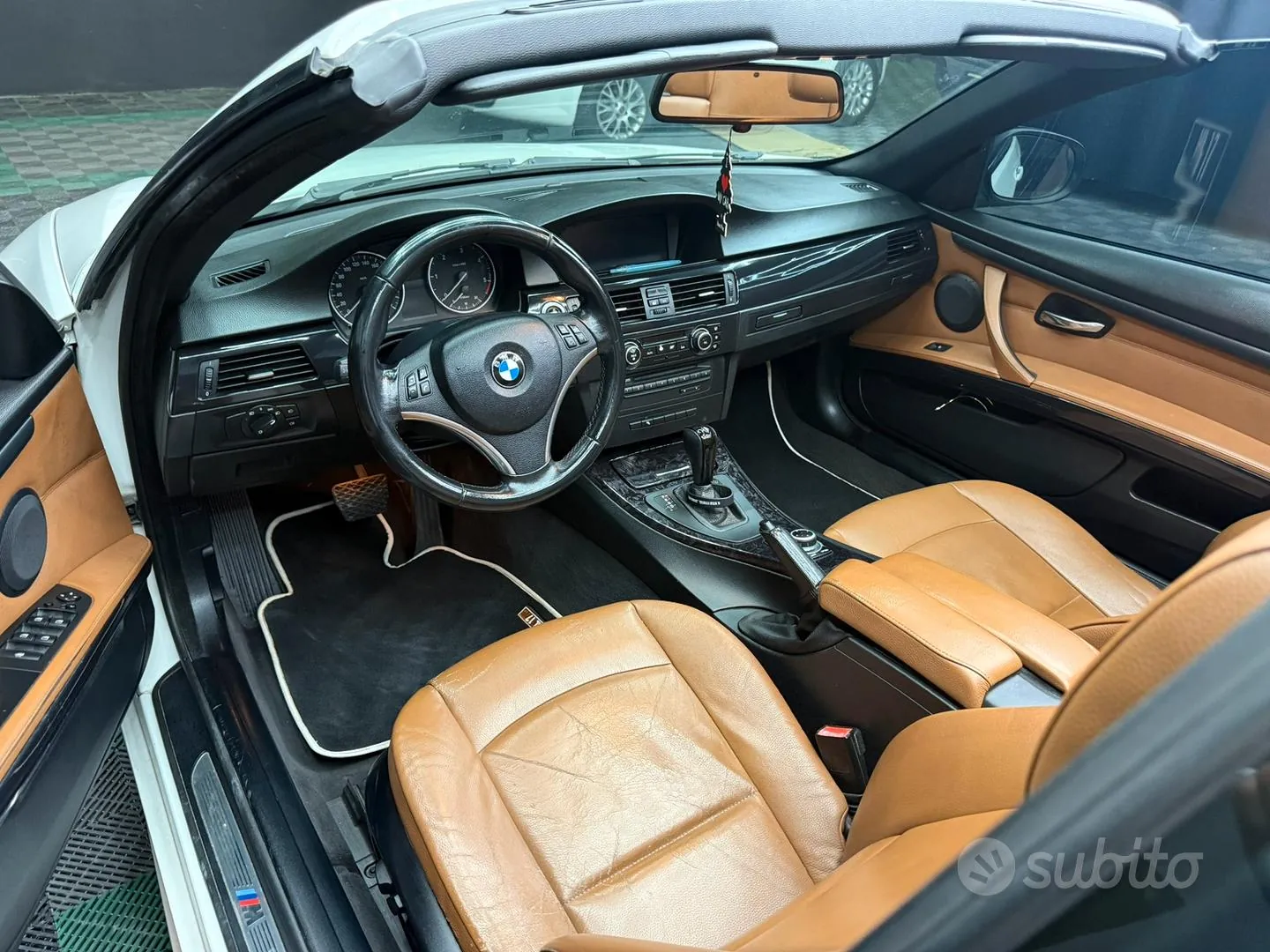 BMW 320D 2010 photo 4