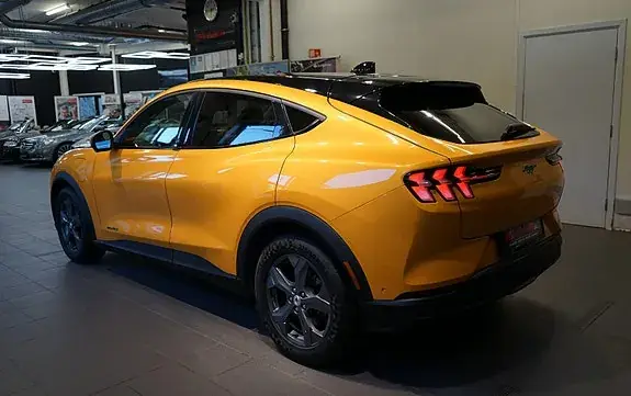 Ford Mustang Mach-E 2022 photo 4