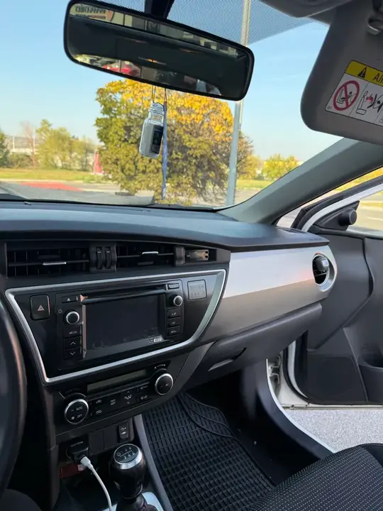 Toyota Yaris 2013 photo 3