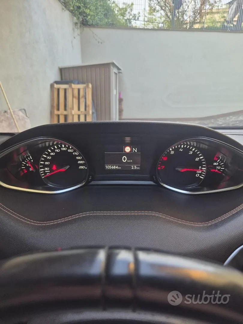 Peugeot 308 2017 photo 5