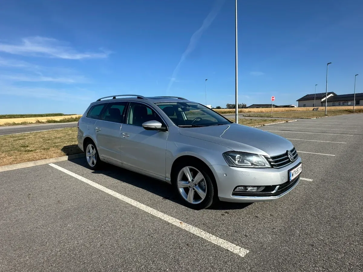 Volkswagen Passat 2011 photo 3