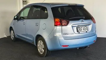 Mitsubishi Colt 2005 photo 5