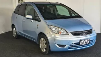 Mitsubishi Colt 2005 photo 2