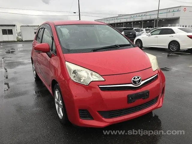 Toyota Ractis