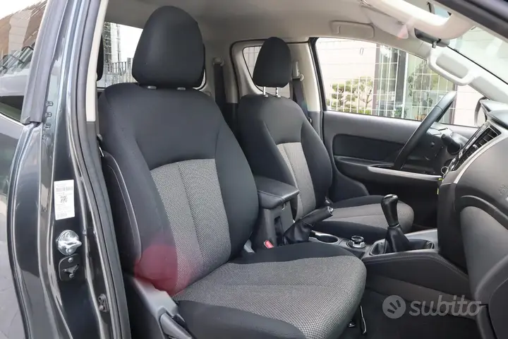 Mitsubishi L200 2021 photo 5