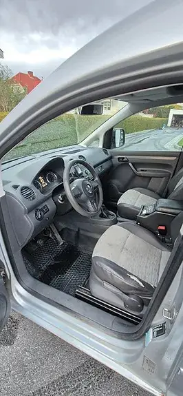 Volkswagen Caddy Maxi 2012 photo 5