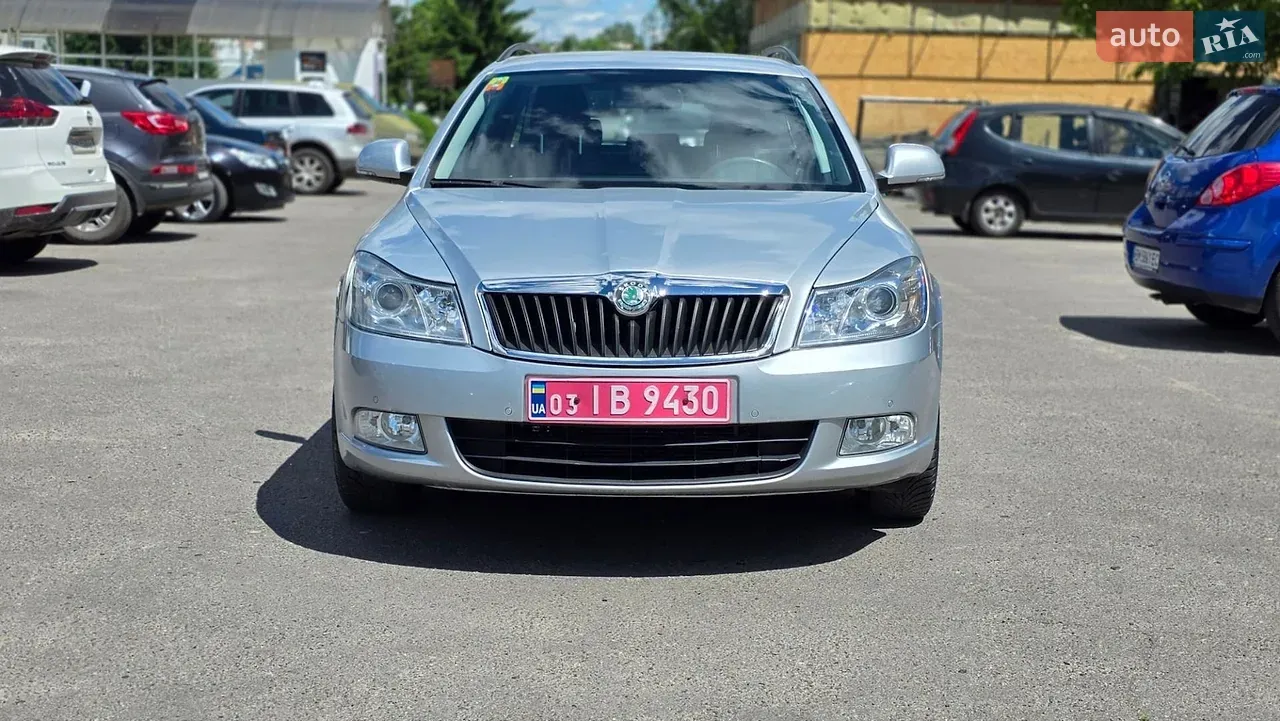 Skoda Octavia 2011 photo 3