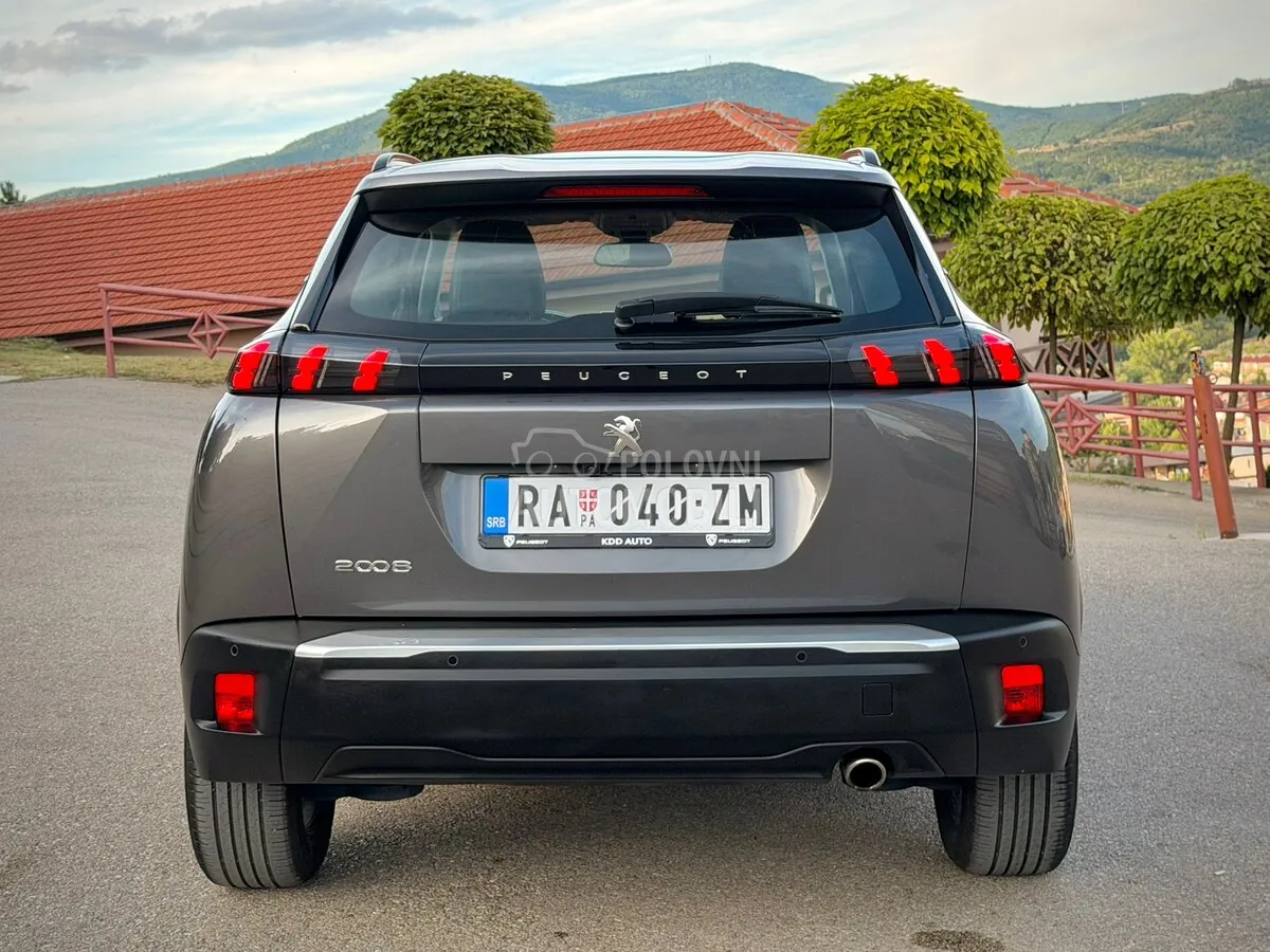 Peugeot 2008 2020 photo 4