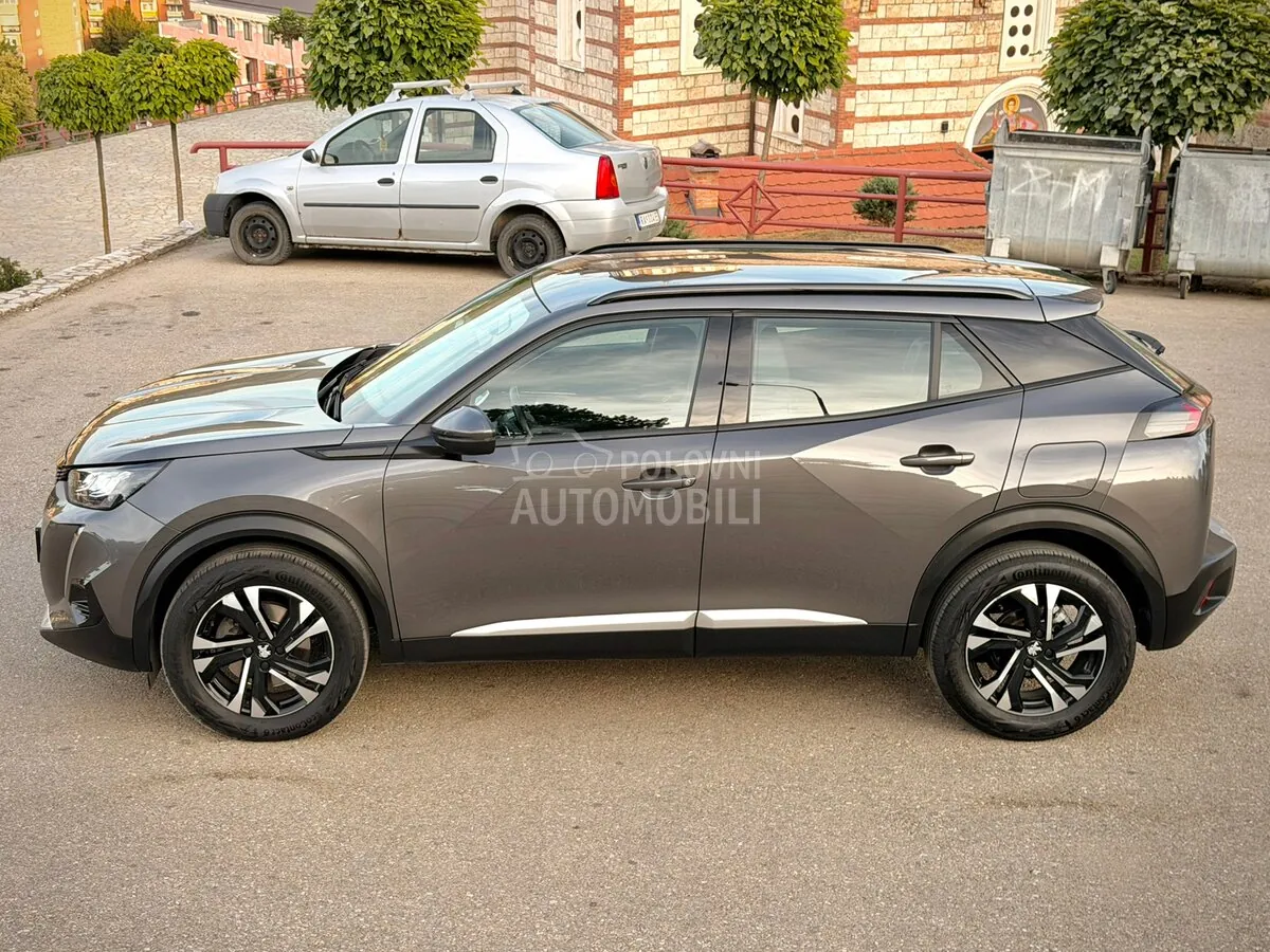 Peugeot 2008 2020 photo 2