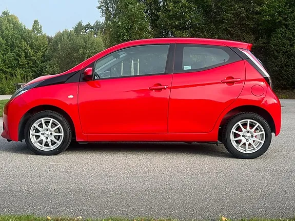 Toyota Aygo 2016 photo 2